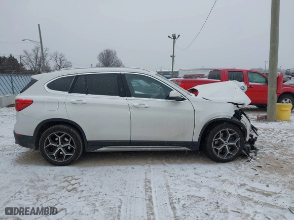 2018 BMW X1 xDrive28i with VIN WBXHT3C33J3H29973, listed as a IAAI auction lot 41547866 with 1 mi miles. Bid and sale history available at carsss.com. Image 14.