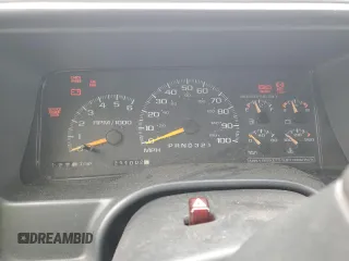 1999 GMC Yukon with VIN 1GKEK13R1XJ740648, listed as a Copart auction lot 82829084 with 211,002 mi miles and Salvage Title. Bid and sale history available at carsss.com. Image 9.