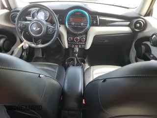 2014 MINI Hardtop with VIN WMWXM5C58ET933123, listed as a Copart auction lot 49443185 with 152,771 mi miles and Salvage Title. Bid and sale history available at DreamBid. Image 8.