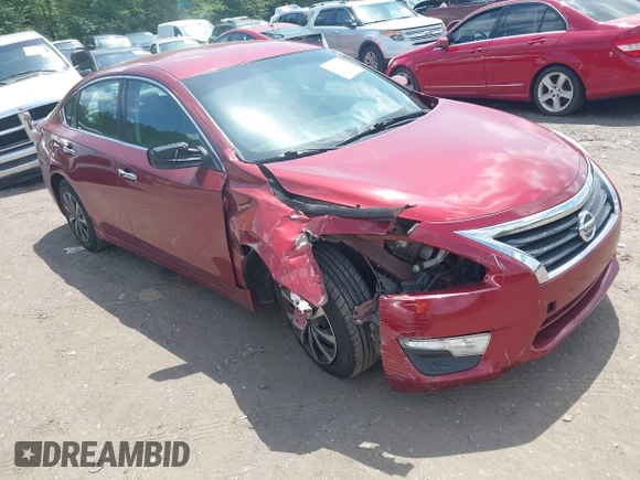 2015 Nissan Altima 2.5 z VIN 1N4AL3AP2FN886302, wystawiony jako IAAI lot #42178436 z przebiegiem 236 061 mil mil oraz . Historia ofert i sprzedaży dostępna na DreamBid. Obrazek 1.
