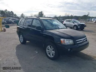2006 Toyota Highlander Hybrid with VIN JTEDW21A760001198, listed as a IAAI auction lot 41501951 with 153,419 mi miles. Bid and sale history available at carsss.com. Image 1.