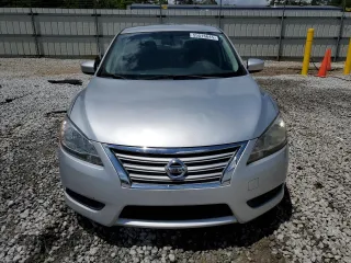 2014 Nissan Sentra SV z VIN 3N1AB7AP6EY233772, wystawiony jako Copart lot #55516645 z przebiegiem 169 623 mil mil oraz Szkoda całkowita • Salvage title. Historia ofert i sprzedaży dostępna na DreamBid. Obrazek 5.