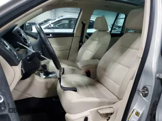 2012 Volkswagen Tiguan S with VIN WVGBV7AX3CW512668, listed as a Copart auction lot 42055975 with 106,148 mi miles and Salvage Title. Bid and sale history available at DreamBid. Image 7.