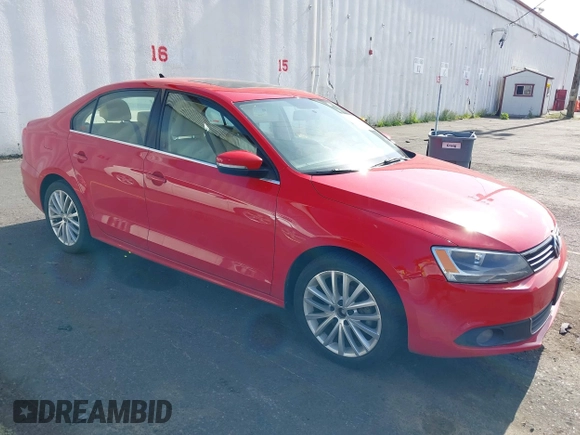 2014 Volkswagen Jetta TDI w/Premium with VIN 3VWLL7AJ8EM372627, listed as a IAAI auction lot 42418054 with 119,926 mi miles and . Bid and sale history available at DreamBid. Image 1.