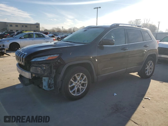 2014 Jeep Cherokee Altitude with VIN 1C4PJMCS6EW286795, listed as a Copart auction lot 88283055 with 111,363 mi miles and Salvage Title. Bid and sale history available at carsss.com. Image 1.