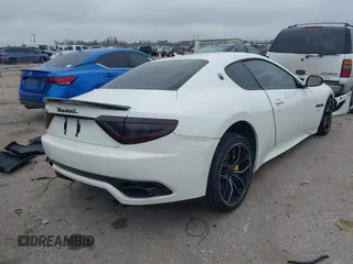 2013 Maserati GranTurismo Sport с VIN ZAM45VLAXD0067369, выставлен на аукционе IAAI как лот 41602093 с пробегом 55 080 миль миль и . История ставок и продаж доступна на DreamBid. Изображение 4.