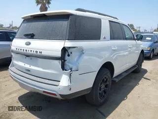 2023 Ford Expedition Timberline with VIN 1FMJU1RGXPEA34504, listed as a IAAI auction lot 42583531 with 18,986 mi miles and . Bid and sale history available at DreamBid. Image 4.