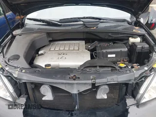2007 Lexus RX 350 with VIN 2T2HK31U17C028157, listed as a IAAI auction lot 42027517 with 185,440 mi miles. Bid and sale history available at carsss.com. Image 10.
