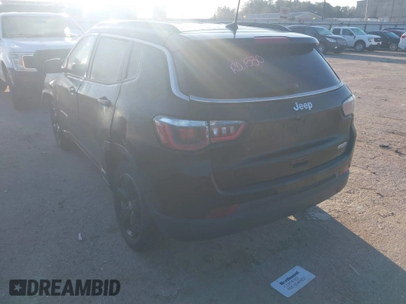 2020 Jeep Compass Altitude z VIN 3C4NJCBB8LT133924, wystawiony jako IAAI lot #41750958 z przebiegiem Nie podano mil oraz . Historia ofert i sprzedaży dostępna na DreamBid. Obrazek 3.