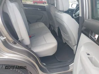 2013 Kia Sorento LX with VIN 5XYKT3A62DG322174, listed as a IAAI auction lot 42647736 with 92,389 mi miles and . Bid and sale history available at DreamBid. Image 8.