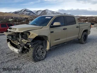 2016 Toyota Tundra 4WD Truck SR5 with VIN 5TFDW5F11GX566487, listed as a Copart auction lot 42922545 with NaN miles and Salvage Title. Bid and sale history available at carsss.com. Image 1.