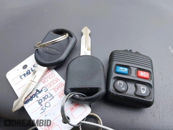 2005 Ford Explorer XLT with VIN 1FMZU73K65UA13770, listed as a IAAI auction lot 42505142 with 184,439 mi miles and . Bid and sale history available at DreamBid. Image 11.