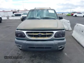 2000 Ford Explorer with VIN 1FMZU63X0YZC06347, listed as a IAAI auction lot 41795693 with 143,021 mi miles and . Bid and sale history available at DreamBid. Image 6.
