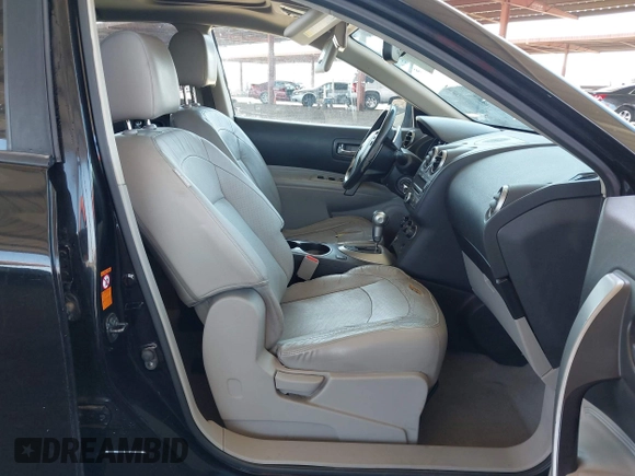 2009 Nissan Rogue S with VIN JN8AS58V79W182631, listed as a IAAI auction lot 42089083 with 181,785 mi miles. Bid and sale history available at carsss.com. Image 5.