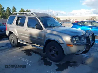 2004 Nissan Xterra XE z VIN 5N1ED28T04C647017, wystawiony jako IAAI lot #41523276 z przebiegiem 163 557 mil mil oraz . Historia ofert i sprzedaży dostępna na DreamBid. Obrazek 1.