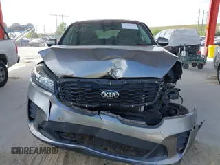 2019 Kia Sorento L z VIN 5XYPG4A31KG543915, wystawiony jako IAAI lot #41729916 z przebiegiem 79 416 mil mil oraz . Historia ofert i sprzedaży dostępna na DreamBid. Obrazek 13.
