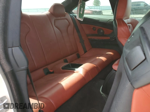 2015 BMW M4 z VIN WBS3R9C50FK334663, wystawiony jako Copart lot #59012605 z przebiegiem 69 749 mil mil oraz Szkoda całkowita • Salvage title. Historia ofert i sprzedaży dostępna na DreamBid. Obrazek 10.