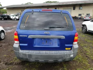 2005 Ford Escape XLS Value с VIN 1FMYU02Z35KA37621, выставлен на аукционе Copart как лот 44817004 с пробегом Не указан миль и Списание • Salvage title. История ставок и продаж доступна на DreamBid. Изображение 6.