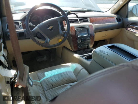 2012 Chevrolet Tahoe LTZ с VIN 1GNSCCE06CR247055, выставлен на аукционе Copart как лот 52577105 с пробегом 278 579 миль миль и Чистый • Clean title. История ставок и продаж доступна на DreamBid. Изображение 8.
