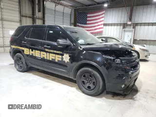 2015 Ford Utility Police Interceptor with VIN 1FM5K8AR4FGA41531, listed as a Copart auction lot 85951774 with 113,857 mi miles and Salvage Title. Bid and sale history available at carsss.com. Image 4.
