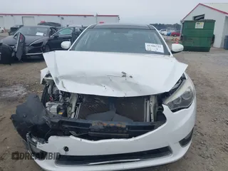 2016 Kia Cadenza Premium with VIN KNALN4D71G5213580, listed as a IAAI auction lot 41306716 with 124,664 mi miles. Bid and sale history available at carsss.com. Image 12.
