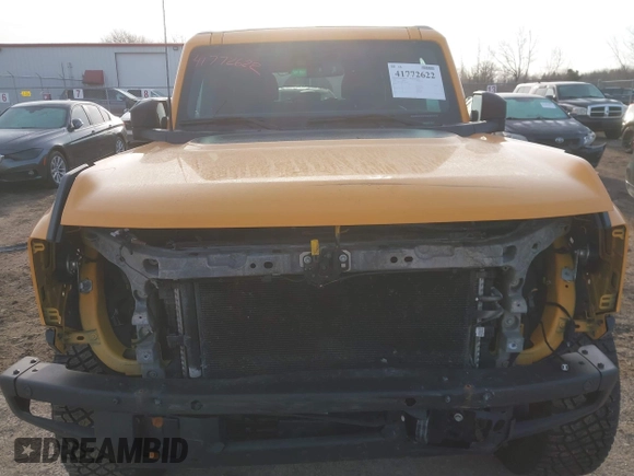 2022 Ford Bronco with VIN 1FMEE5DP8NLB67834, listed as a IAAI auction lot 41772622 with 58,667 mi miles. Bid and sale history available at carsss.com. Image 13.