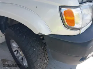 2002 Toyota 4Runner Limited with VIN JT3GN87R929000472, listed as a IAAI auction lot 42018408 with 214,550 mi miles. Bid and sale history available at carsss.com. Image 6.