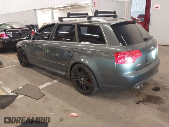 2008 Audi S4 z VIN WAUUL78E98A168935, wystawiony jako IAAI lot #41691662 z przebiegiem 94 143 mil mil oraz . Historia ofert i sprzedaży dostępna na DreamBid. Obrazek 3.