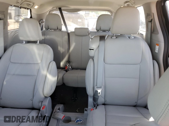 2020 Toyota Sienna XLE Auto Access Seat с VIN 5TDYZ3DC7LS087170, выставлен на аукционе Copart как лот 57045205 с пробегом 46 243 миль миль и Списание • Salvage title. История ставок и продаж доступна на DreamBid. Изображение 10.