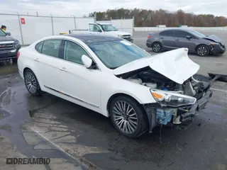 2014 Kia Cadenza Premium with VIN KNALN4D75E5133471, listed as a IAAI auction lot 40763295 with NaN miles. Bid and sale history available at carsss.com. Image 1.