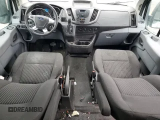 2018 Ford Transit z VIN 1FTYR1ZM7JKB17391, wystawiony jako Copart lot #46845195 z przebiegiem 170 533 mil mil oraz Szkoda całkowita • Salvage title. Historia ofert i sprzedaży dostępna na DreamBid. Obrazek 8.