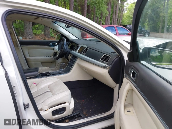 2009 Lincoln MKS с VIN 1LNHM93R09G612219, выставлен на аукционе IAAI как лот 42265639 с пробегом 203 651 миль миль и . История ставок и продаж доступна на DreamBid. Изображение 5.