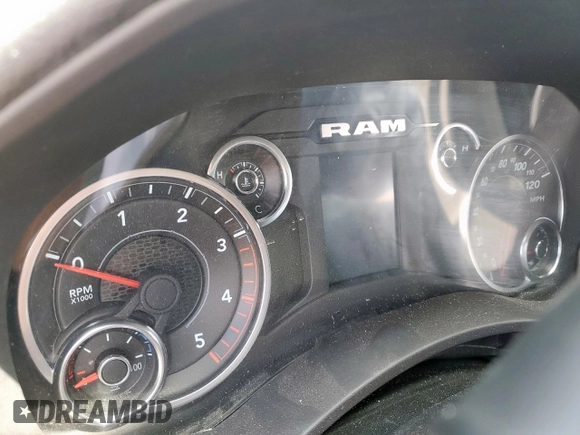 2024 Ram 2500 Big Horn z VIN 3C6UR5DL2RG105664, wystawiony jako Copart lot #60830915 z przebiegiem 53 811 mil mil oraz Szkoda całkowita • Salvage title. Historia ofert i sprzedaży dostępna na DreamBid. Obrazek 9.
