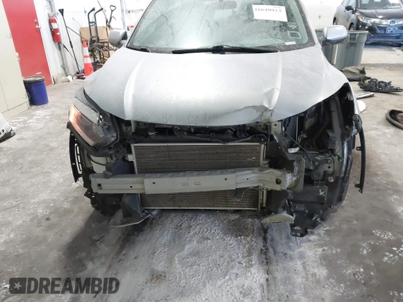 2022 Honda HR-V LX with VIN 3CZRU6H32NM720377, listed as a IAAI auction lot 41649913 with 56,532 mi miles. Bid and sale history available at carsss.com. Image 6.