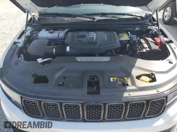 2024 Jeep Wagoneer Series II with VIN 1C4SJSBP6RS140048, listed as a Copart auction lot 68355424 with 94 mi miles and Salvage title. Bid and sale history available at DreamBid. Image 12.
