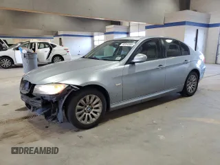 2009 BMW 3 Series 328i with VIN WBAPH77509NM28715, listed as a Copart auction lot 50354365 with 194,826 mi miles and Salvage Title. Bid and sale history available at carsss.com. Image 1.