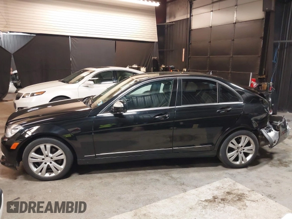 2008 Mercedes-Benz C 300 Sport with VIN WDDGF81X68F182437, listed as a IAAI auction lot 42222322 with 66,989 mi miles and . Bid and sale history available at DreamBid. Image 14.