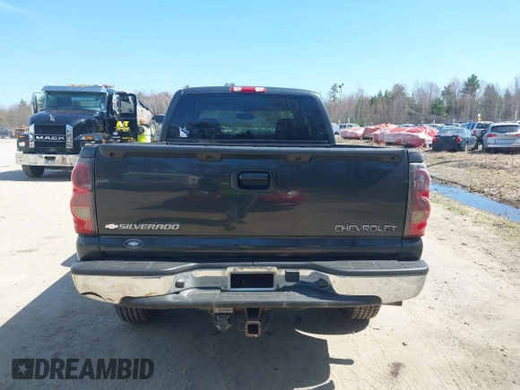 2004 Chevrolet Silverado 1500 Z71 with VIN 2GCEK19T041152888, listed as a IAAI auction lot 42121958 with 109,050 mi miles. Bid and sale history available at carsss.com. Image 15.