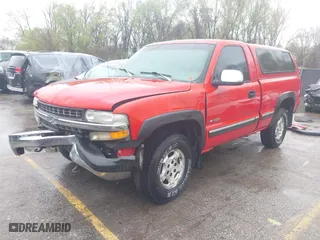 1999 Chevrolet Silverado 1500 LS with VIN 1GCEK14T6XZ153966, listed as a IAAI auction lot 41898476 with 246,792 mi miles. Bid and sale history available at carsss.com. Image 2.