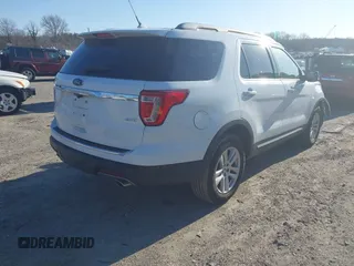 2018 Ford Explorer XLT z VIN 1FM5K8D87JGC51102, wystawiony jako IAAI lot #41743161 z przebiegiem 91 220 mil mil oraz . Historia ofert i sprzedaży dostępna na DreamBid. Obrazek 4.