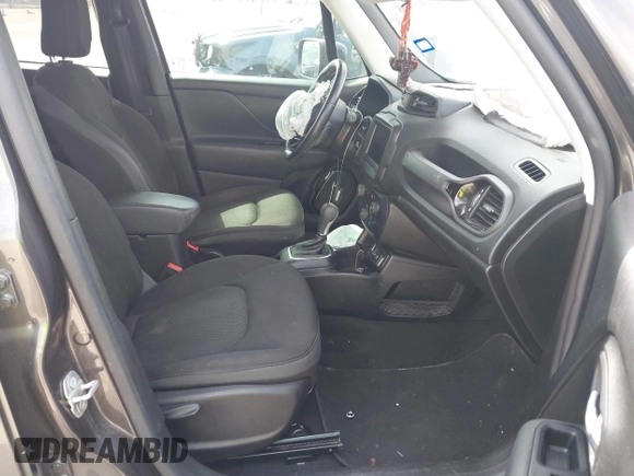 2020 Jeep Renegade Latitude with VIN ZACNJABB9LPL30884, listed as a IAAI auction lot 41690598 with 103,714 mi miles and . Bid and sale history available at DreamBid. Image 5.