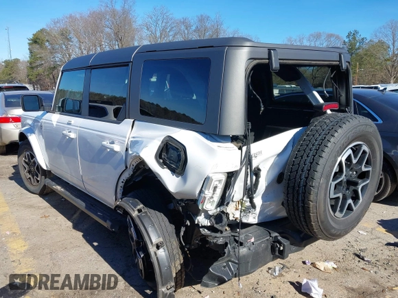 2023 Ford Bronco z VIN 1FMEE5DP0PLC16138, wystawiony jako IAAI lot #41310455 z przebiegiem 25 963 mil mil oraz . Historia ofert i sprzedaży dostępna na DreamBid. Obrazek 3.