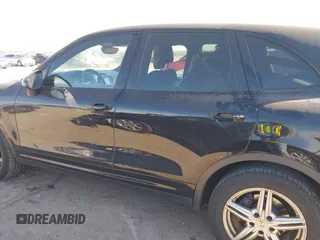 2016 Porsche Cayenne z VIN WP1AA2A25GLA05540, wystawiony jako IAAI lot #41330580 z przebiegiem 71 835 mil mil oraz . Historia ofert i sprzedaży dostępna na DreamBid. Obrazek 14.