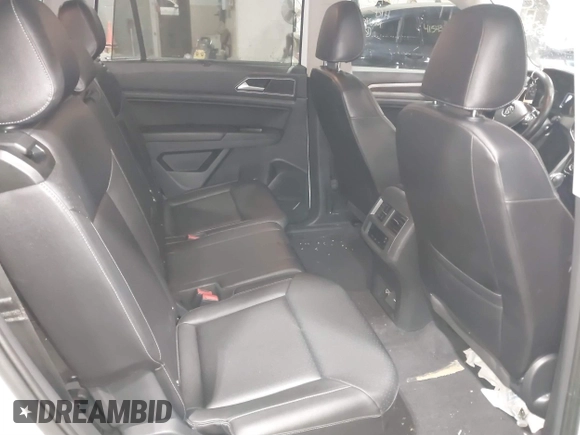 2018 Volkswagen Atlas SEL with VIN 1V2MR2CAXJC557973, listed as a IAAI auction lot 41535114 with 107,894 mi miles and . Bid and sale history available at DreamBid. Image 8.