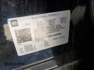 2024 GMC Acadia FWD Elevation z VIN 1GKENKKS2RJ194690, wystawiony jako Copart lot #45913165 z przebiegiem 16 738 mil mil oraz Czysty tytuł • Clean title. Historia ofert i sprzedaży dostępna na DreamBid. Obrazek 13.
