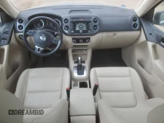 2012 Volkswagen Tiguan S z VIN WVGBV7AX0CW603364, wystawiony jako Copart lot #55048885 z przebiegiem 81 175 mil mil oraz Szkoda całkowita • Salvage title. Historia ofert i sprzedaży dostępna na DreamBid. Obrazek 8.