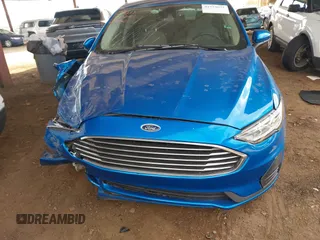 2020 Ford Fusion SE with VIN 3FA6P0HD3LR149333, listed as a IAAI auction lot 41773671 with 31,325 mi miles. Bid and sale history available at carsss.com. Image 12.