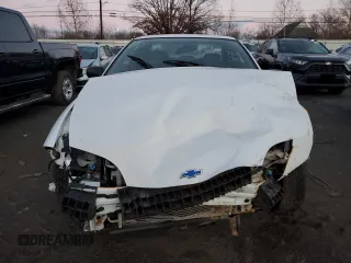 2002 Chevrolet Cavalier with VIN 1G1JC124X27136706, listed as a Copart auction lot 82654404 with 92,574 mi miles and Salvage Title. Bid and sale history available at carsss.com. Image 5.