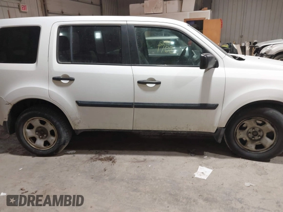 2014 Honda Pilot LX with VIN 5FNYF4H27EB025811, listed as a IAAI auction lot 41501702 with 144,909 mi miles and . Bid and sale history available at DreamBid. Image 13.