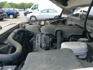 2006 Chevrolet Silverado 1500 LT1 с VIN 1GCEK19B06E110732, выставлен на аукционе IAAI как лот 42634102 с пробегом 218 816 миль миль и . История ставок и продаж доступна на DreamBid. Изображение 12.